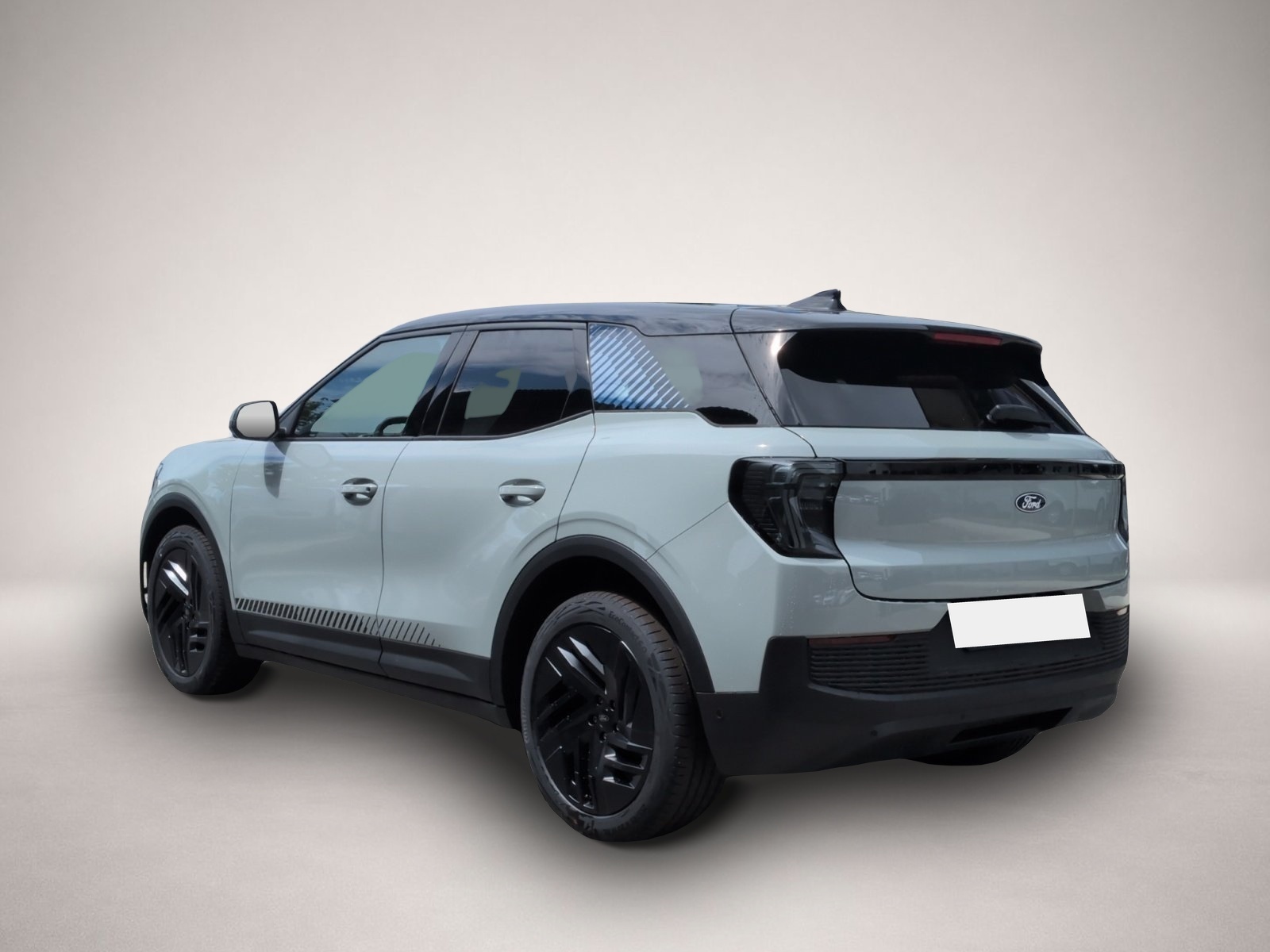 Ford Explorer, image 3 of 8