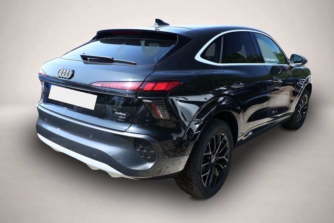 Audi Q3 (06/2026, Benzin)