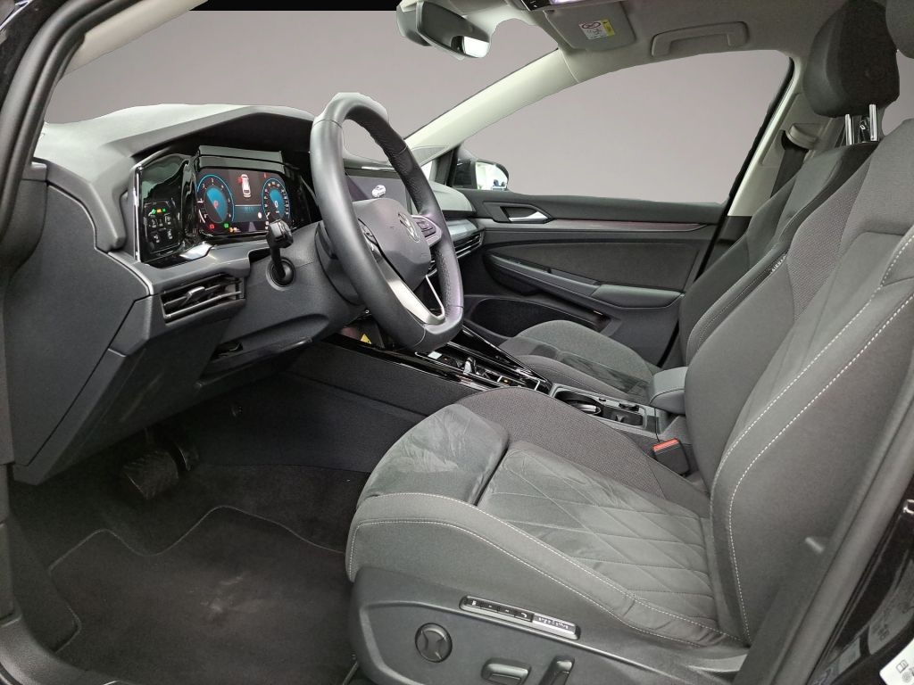 Volkswagen Golf (04/2023, )