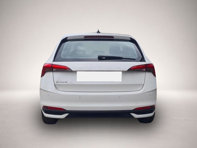 Skoda Scala (, Benzin)