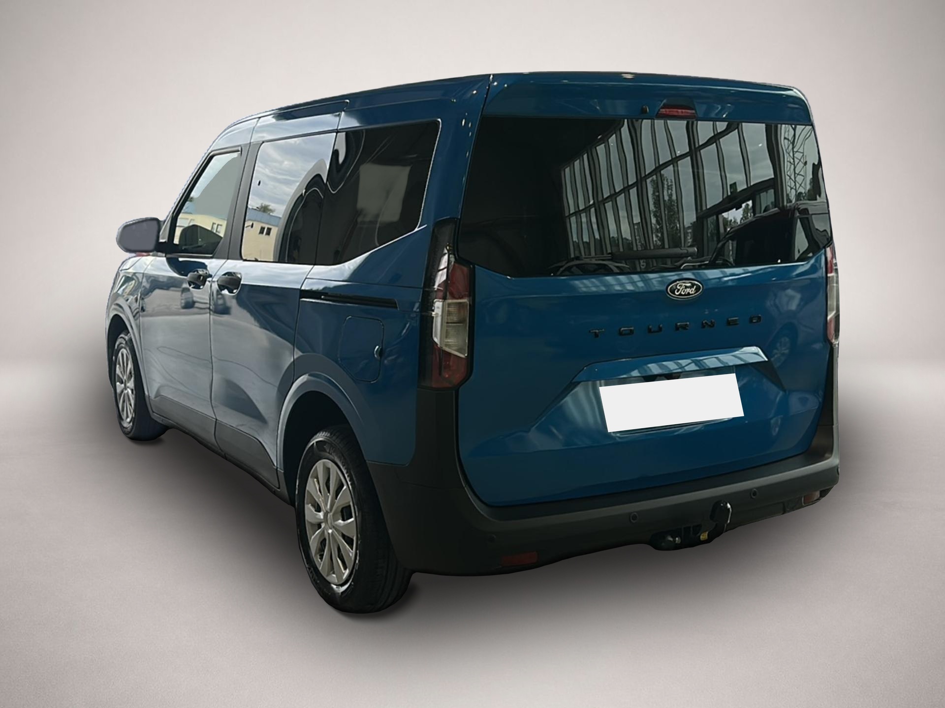 Ford Tourneo Courier (05/2026, Benzin)