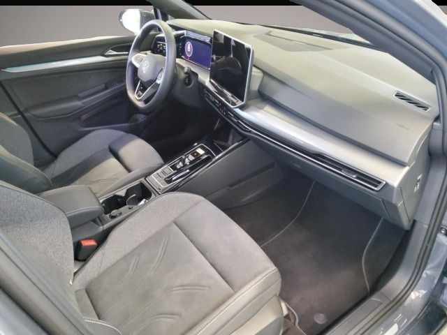 Volkswagen Golf (07/2024, Benzin)