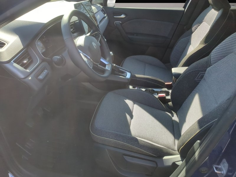 Renault Captur (03/2026, Benzin)