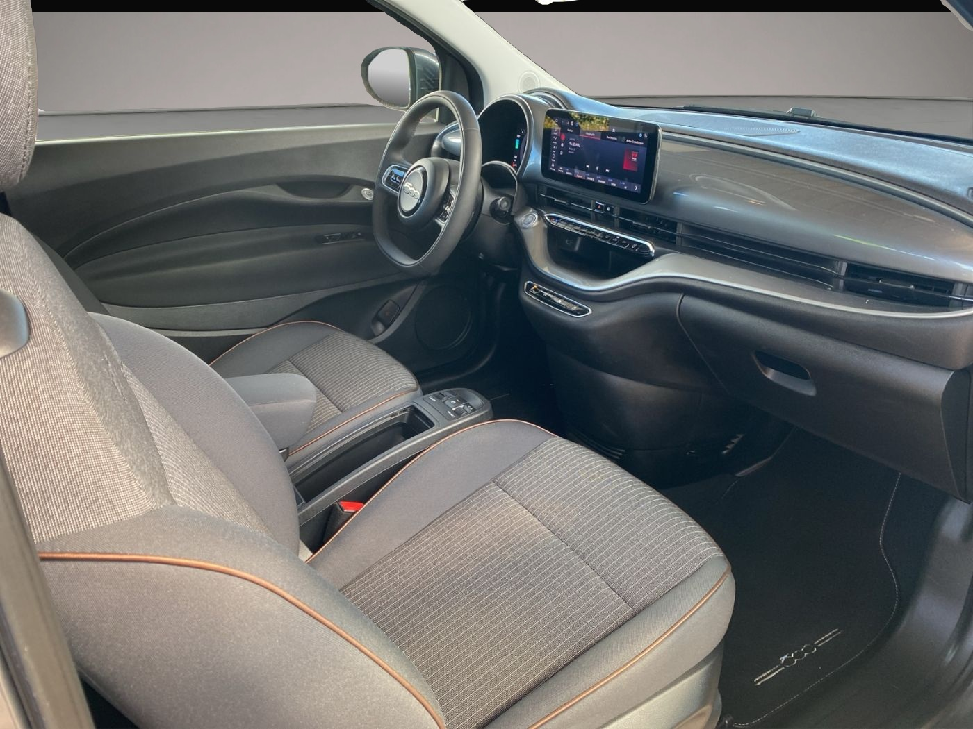 Fiat 500 (02/2023, ELECTRIC)