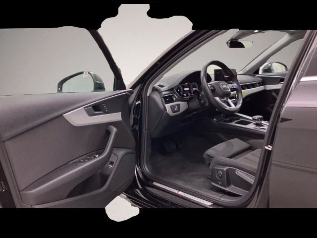Audi A4 (06/2023, Diesel)