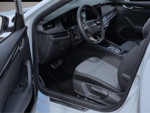 Skoda Octavia (06/2026, Benzin)