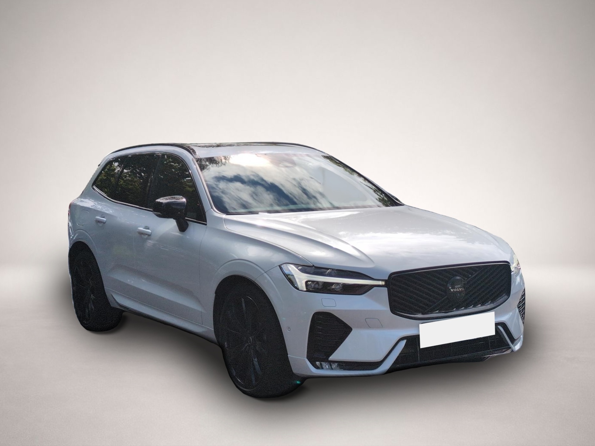 Volvo XC60 (08/2025, Benzin)