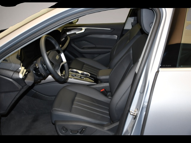 Audi A6 (08/2025, Benzin)