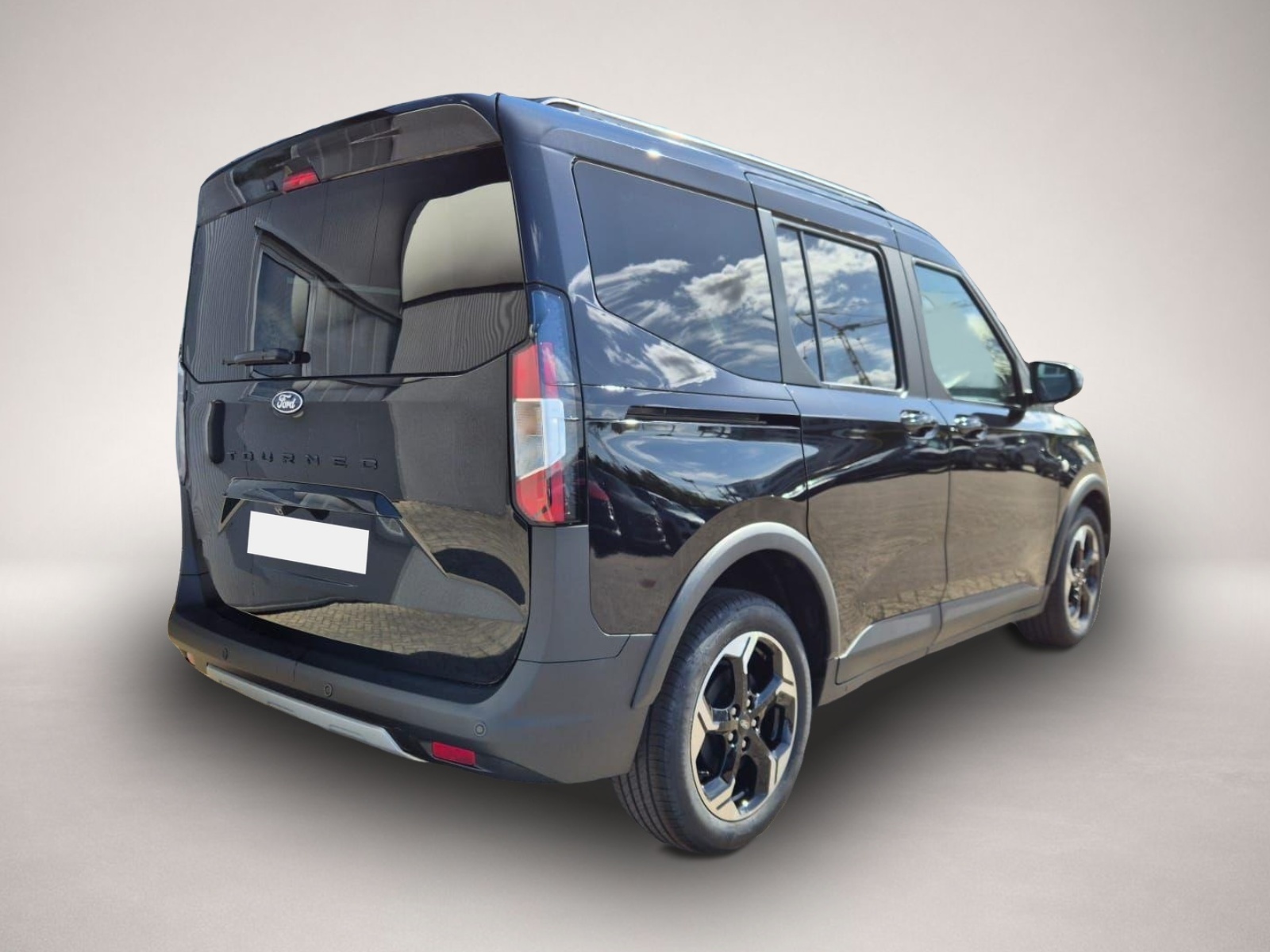 Ford Tourneo (03/2026, Benzin)