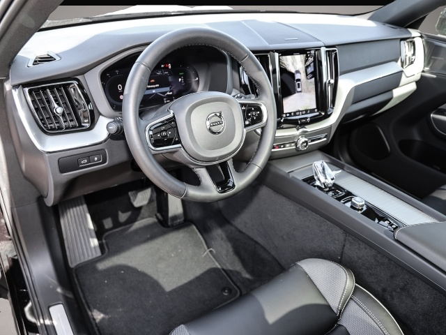 Volvo XC60 (02/2024, Hybrid (Benzin/Elektro))