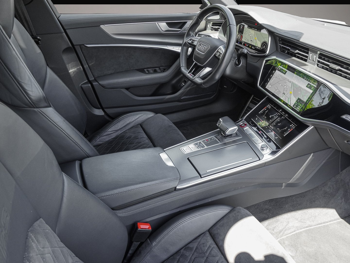 Audi quattro (03/2021, Benzin)