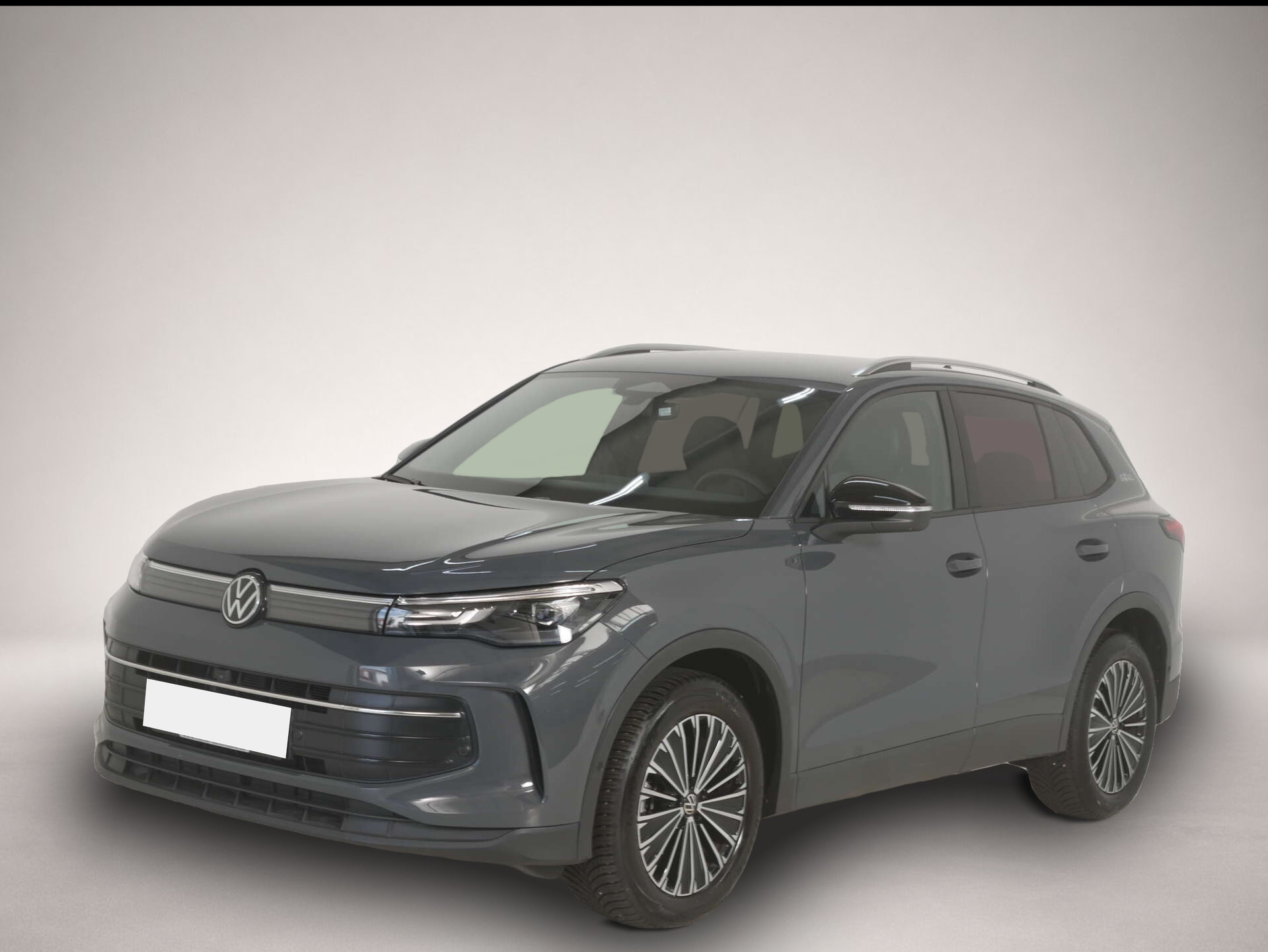 Volkswagen Tiguan (12/2025, Benzin)