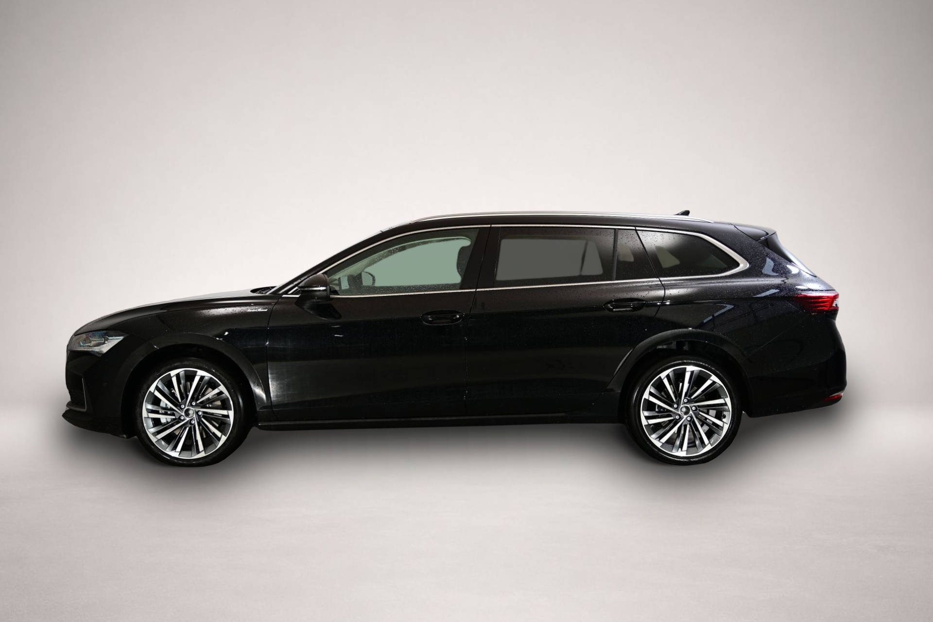 Skoda Superb (01/2026, Diesel)