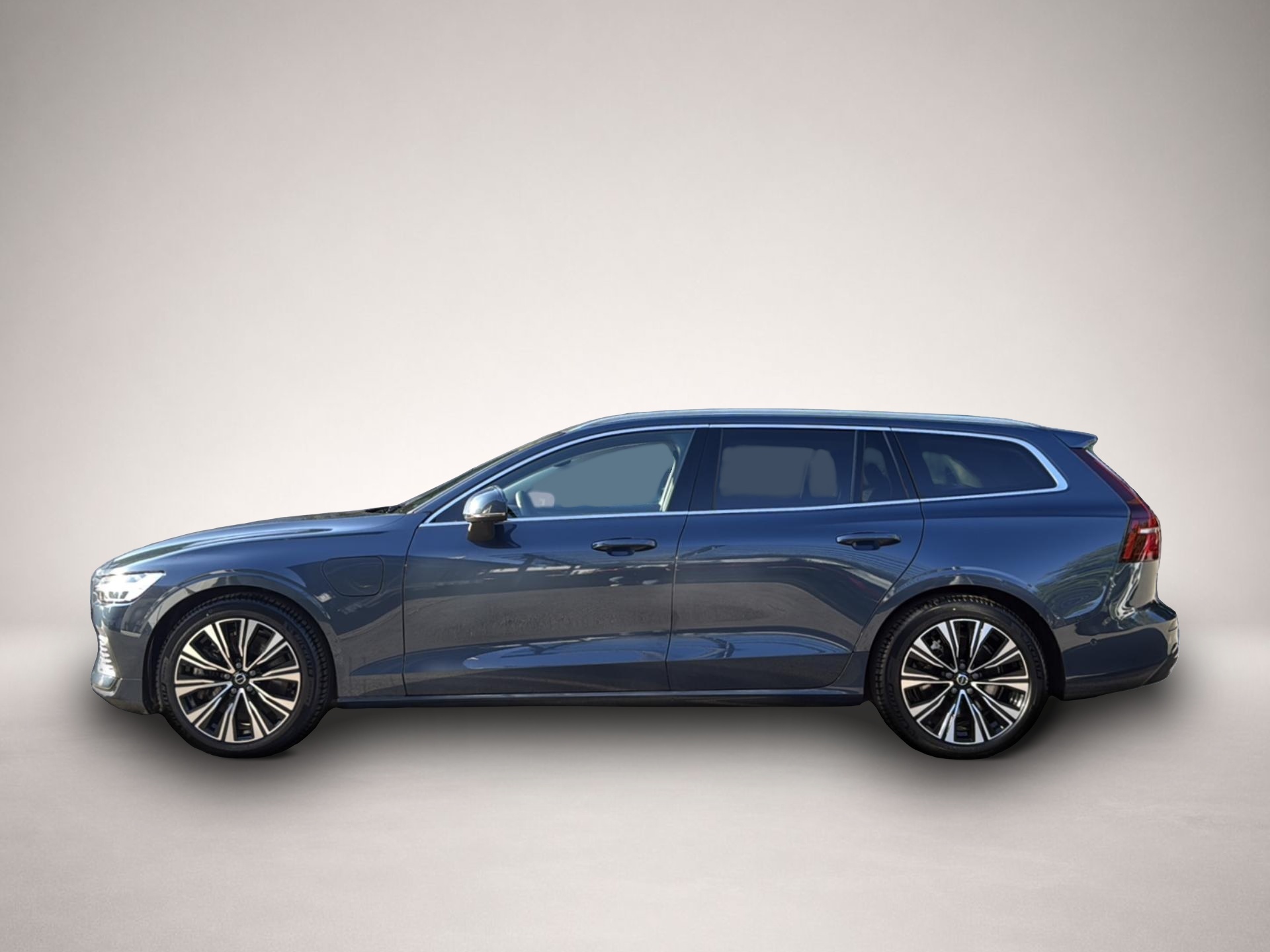 Volvo V60 (10/2025, Hybrid (Benzin/Elektro))