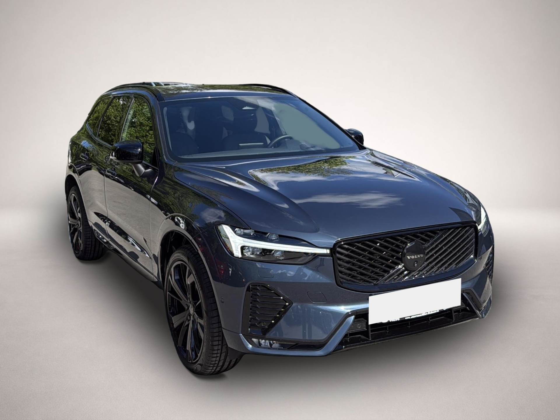 Volvo XC60 (09/2025, Benzin)