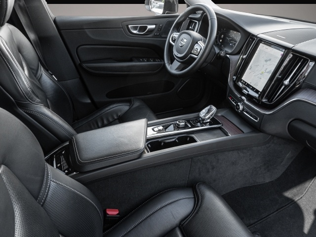 Volvo XC60 (12/2023, Diesel)