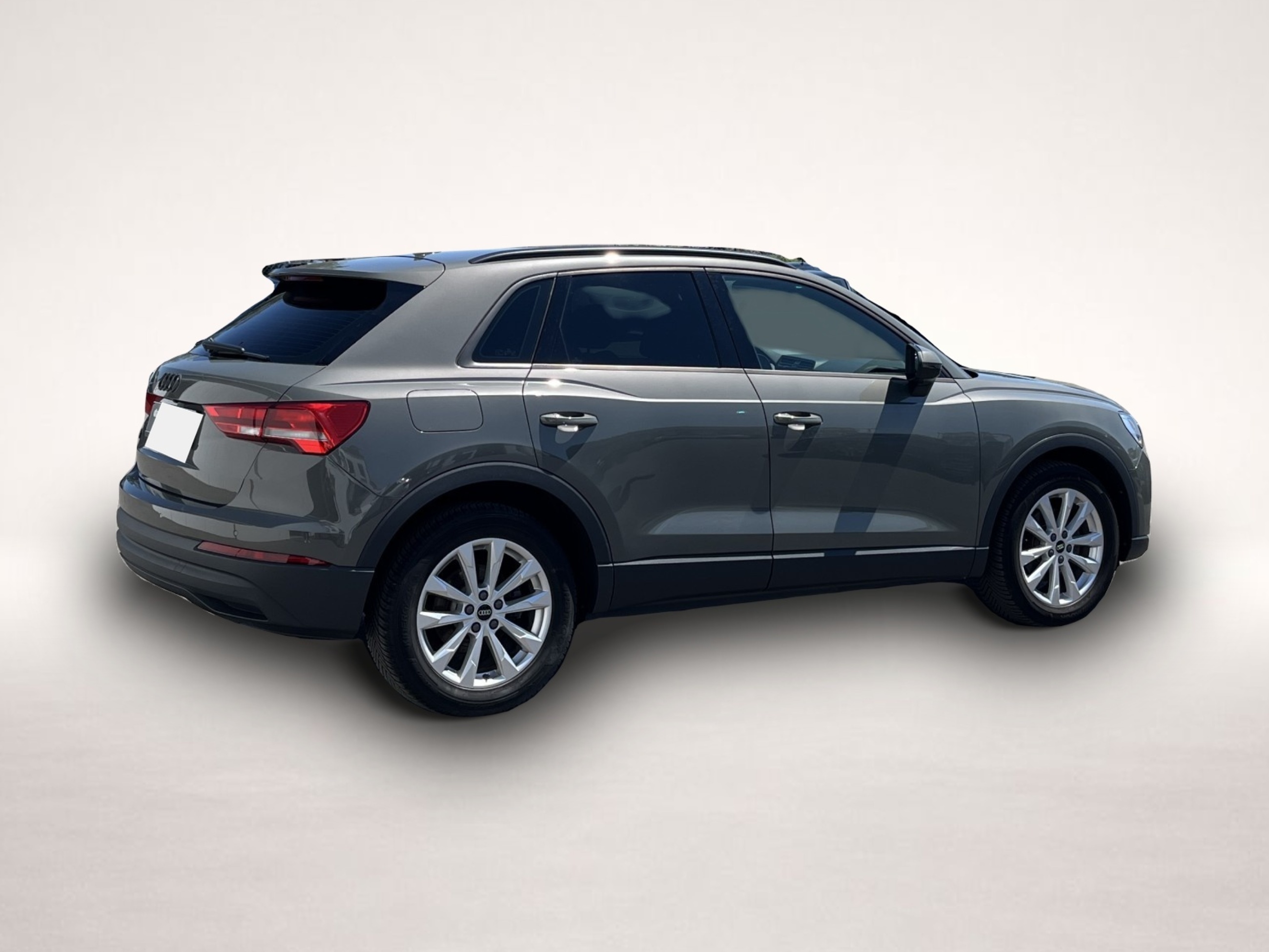 Audi Q3 (12/2022, Diesel)