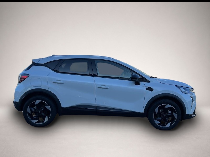 Renault Captur (06/2025, Benzin)