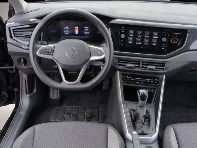 Volkswagen Polo (02/2025, Benzin)
