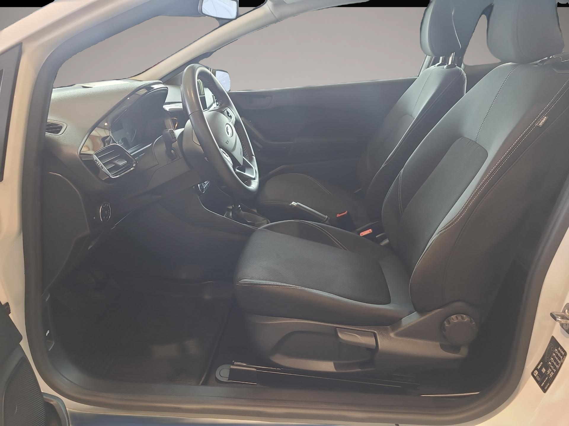 Ford Fiesta (05/2022, Benzin)