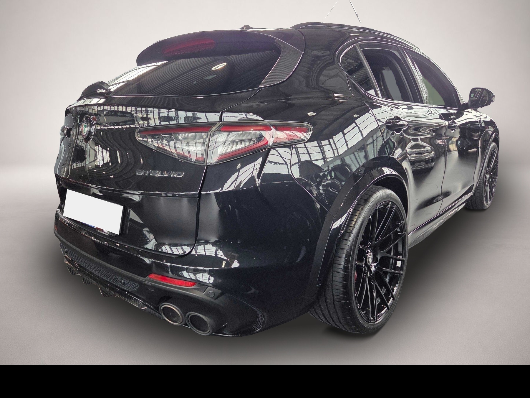 Alfa-Romeo Stelvio (12/2021, )