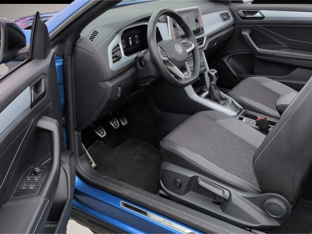 Volkswagen T-Roc (03/2025, Benzin)