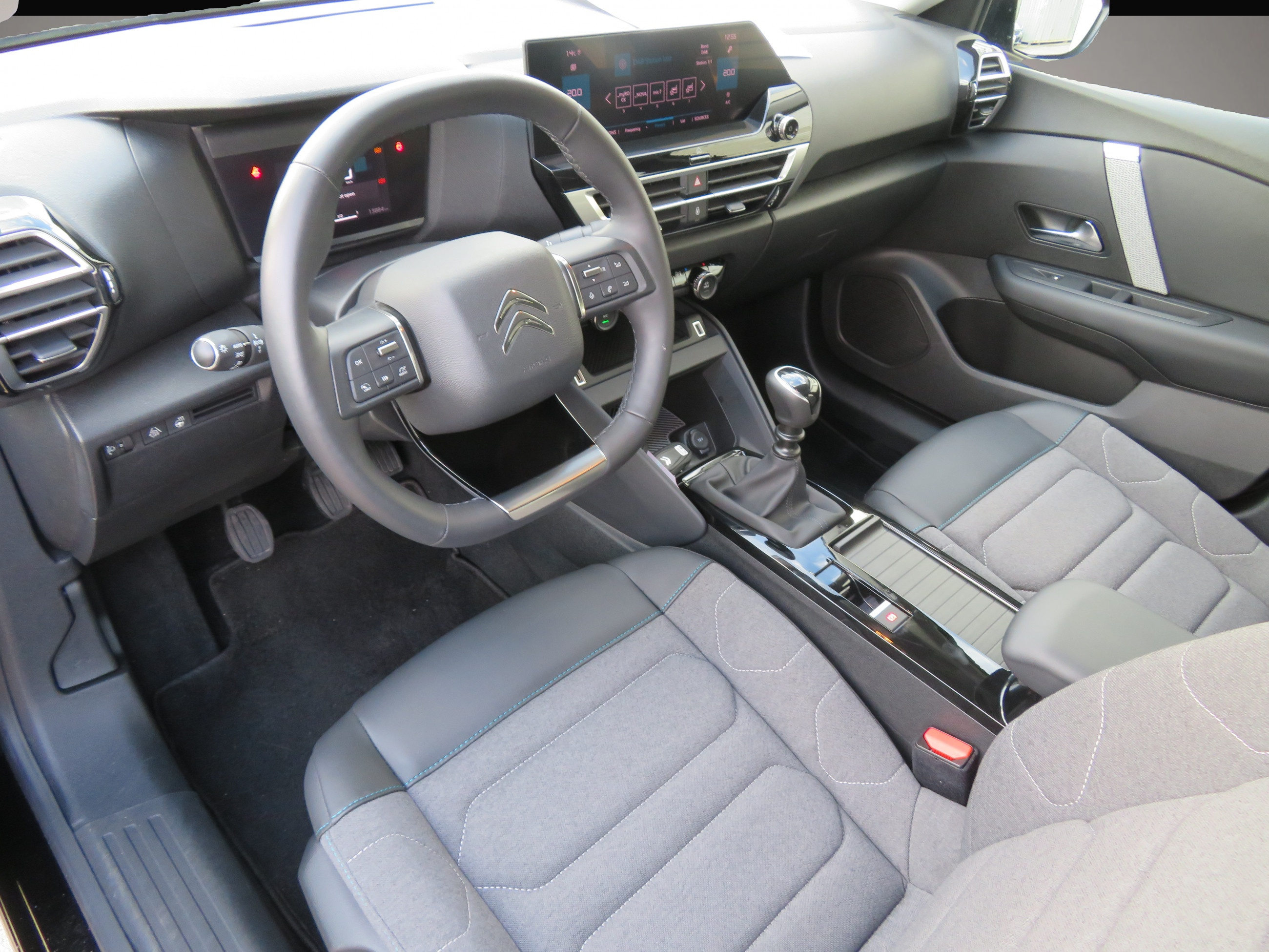 Citroen C4 (03/2022, )