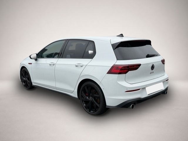 Volkswagen Golf (12/2023, Benzin)