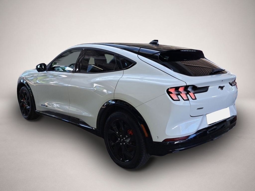 Ford Mustang Mach-E (06/2023, )