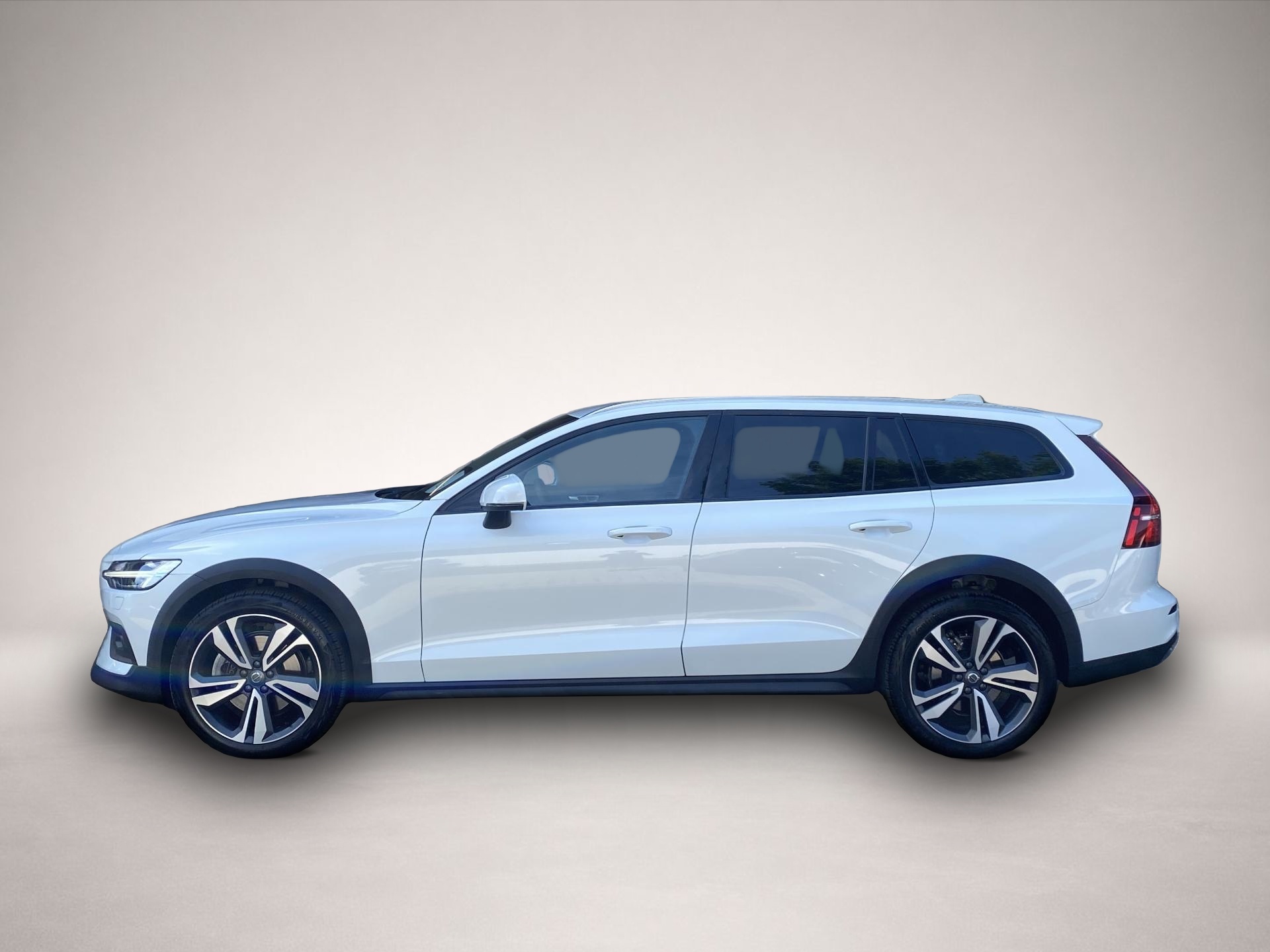 Volvo V60 Cross Country (06/2024, Diesel)