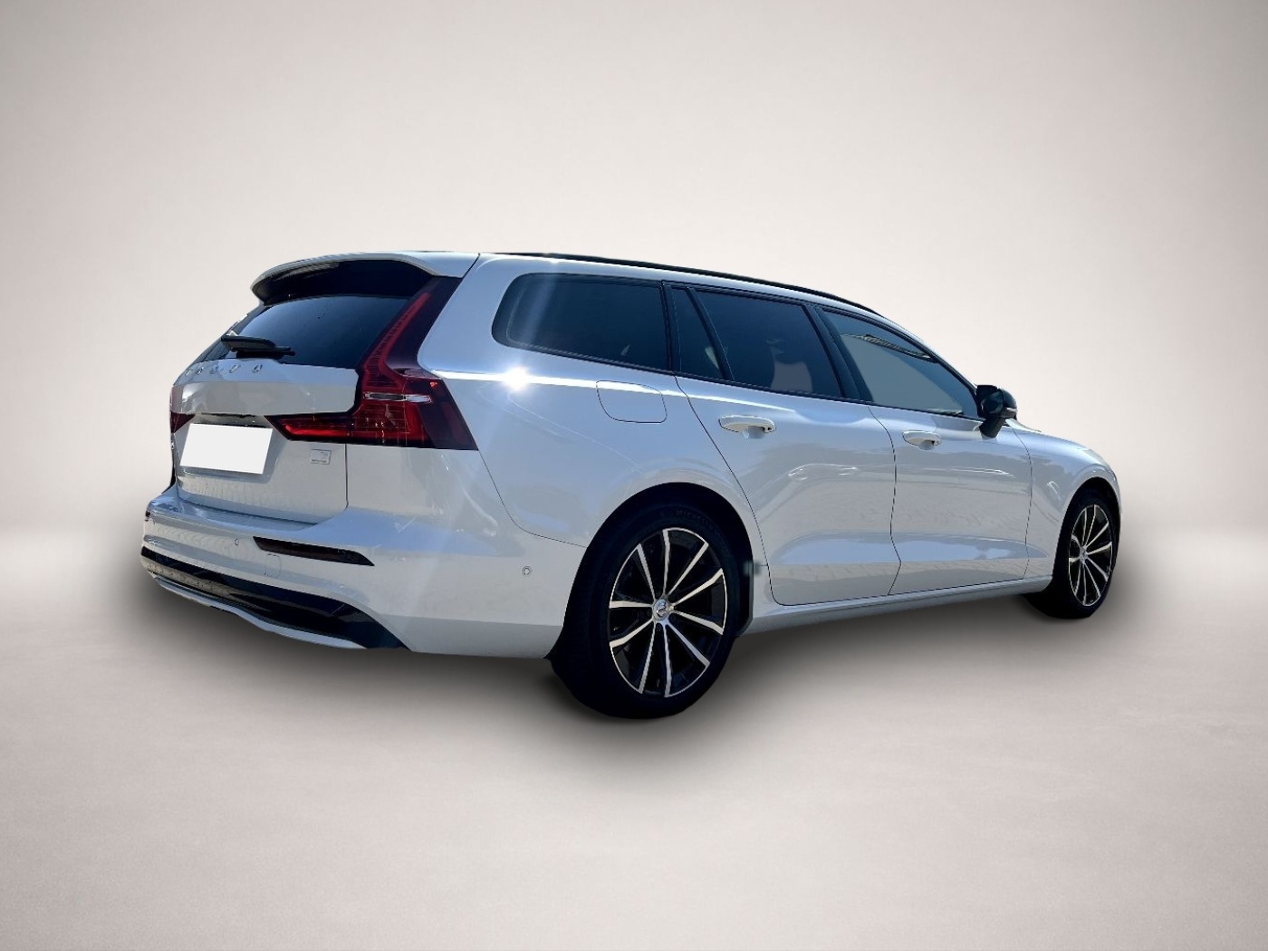 Volvo V60 (11/2022, Hybrid (Benzin/Elektro))