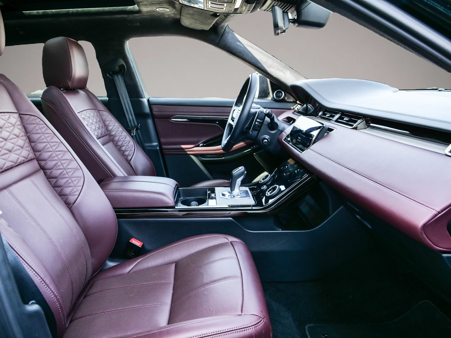 Land-Rover Range Rover Evoque (12/2023, Hybrid (Benzin/Elektro))