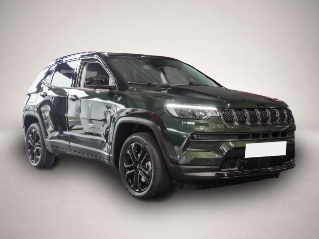 Jeep Compass (02/2025, Benzin)