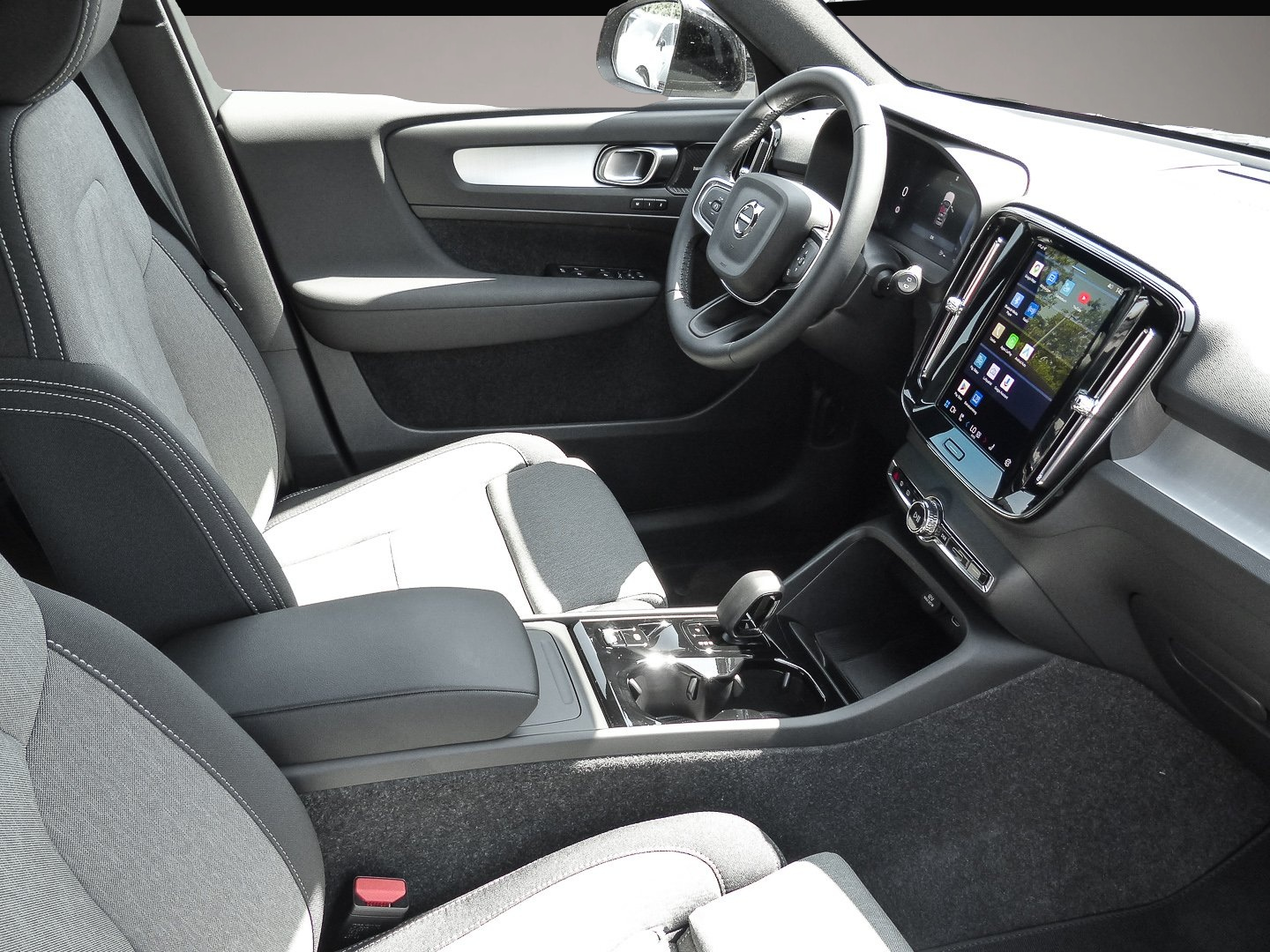 Volvo XC40 (05/2025, )
