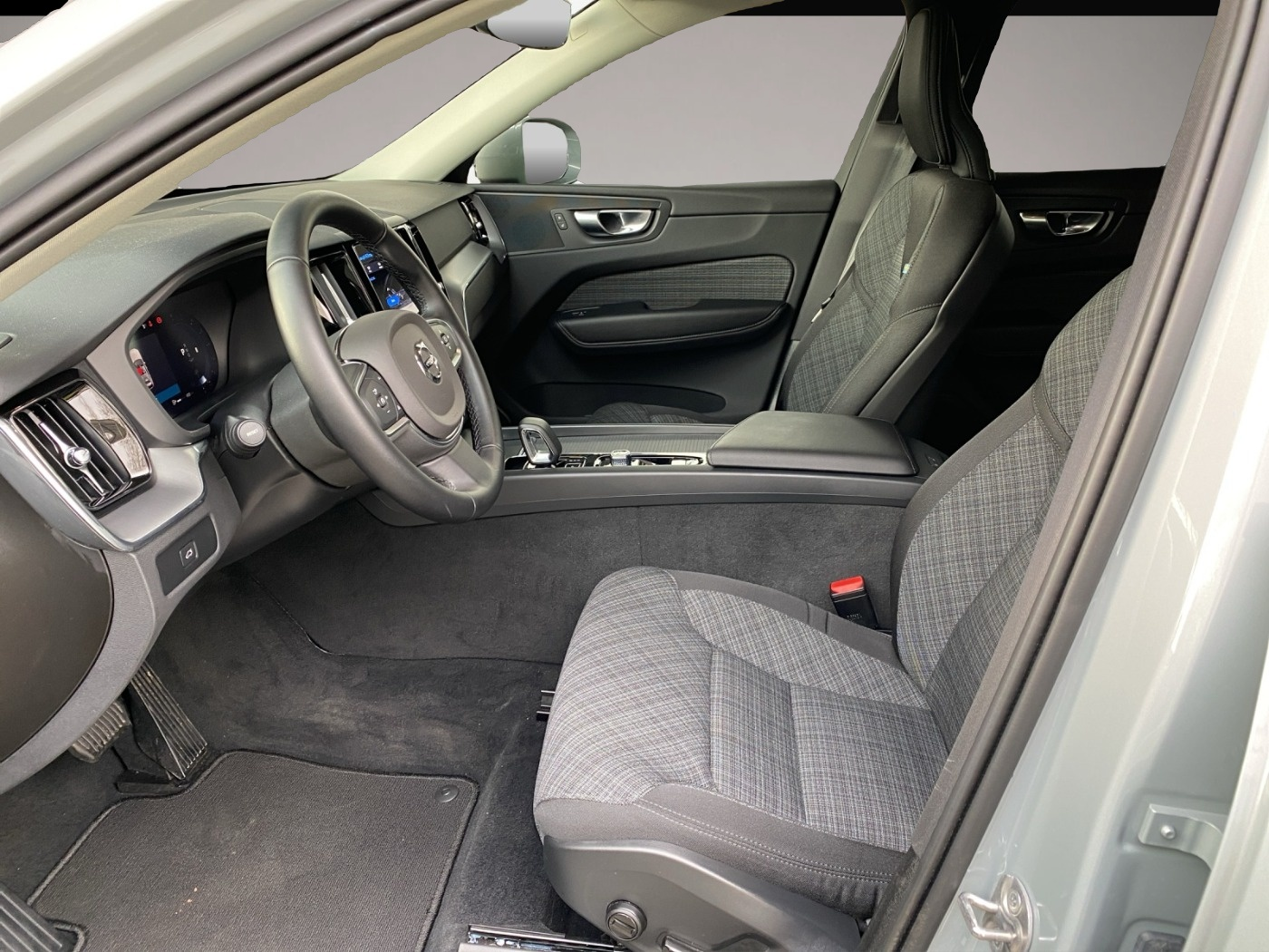 Volvo XC60 (10/2024, Benzin)