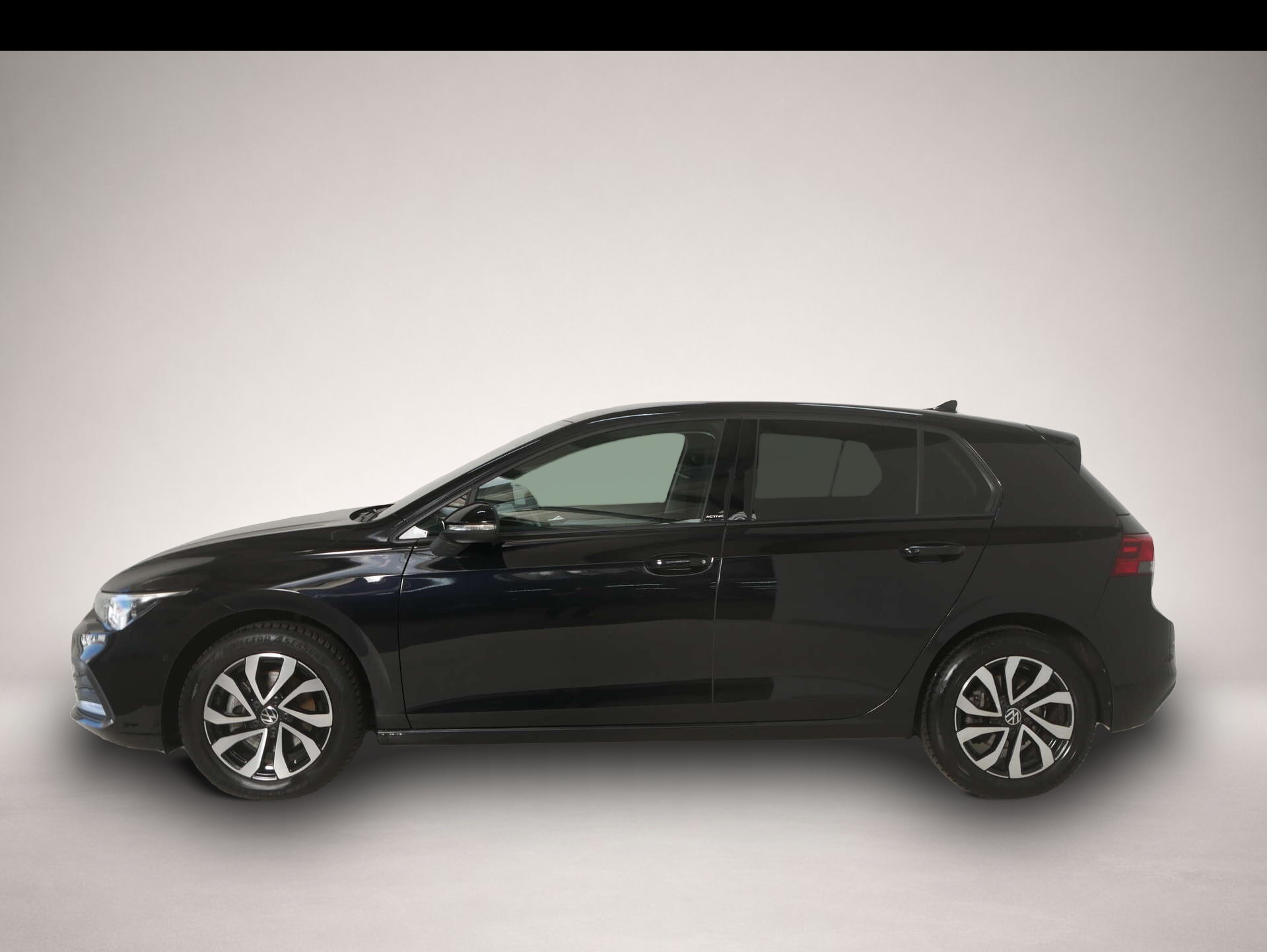 Volkswagen Golf (01/2023, Benzin)