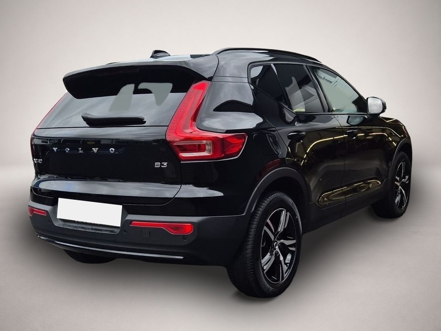 Volvo XC40 (09/2025, Benzin)