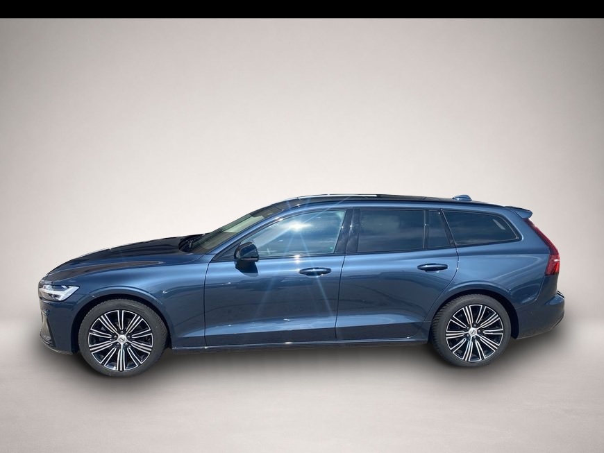 Volvo V60 (09/2025, Benzin)