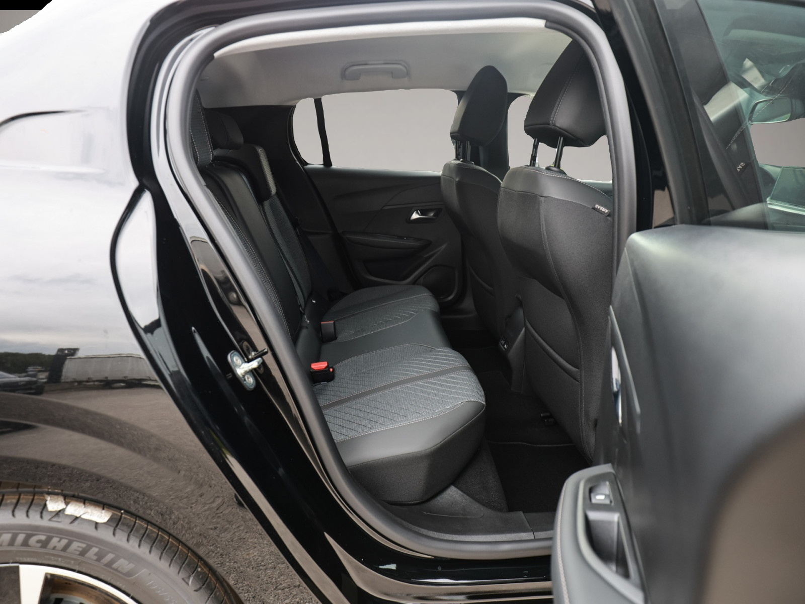 Peugeot 208, Bild 4 von 7