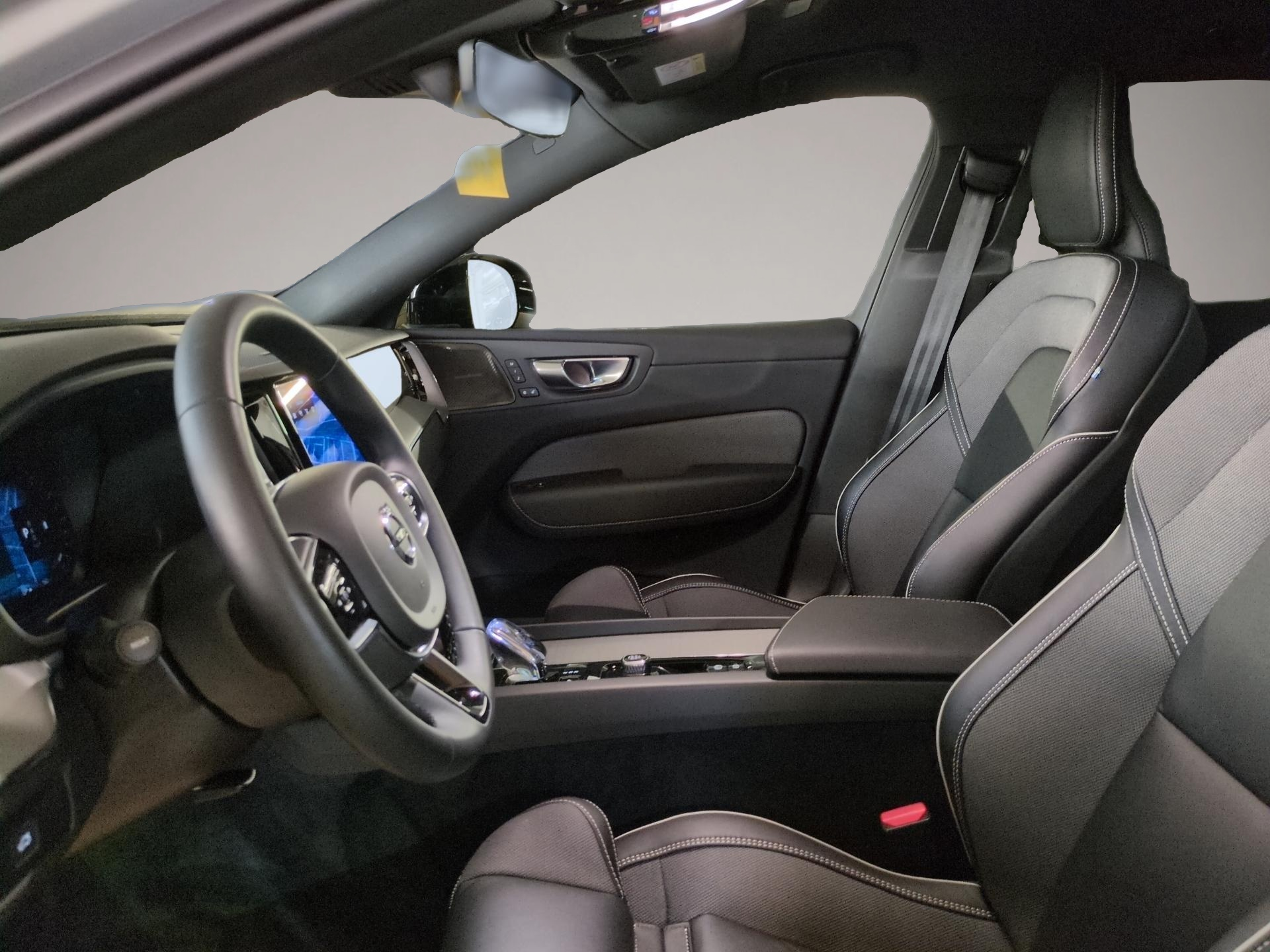 Volvo XC60 (12/2023, Benzin)