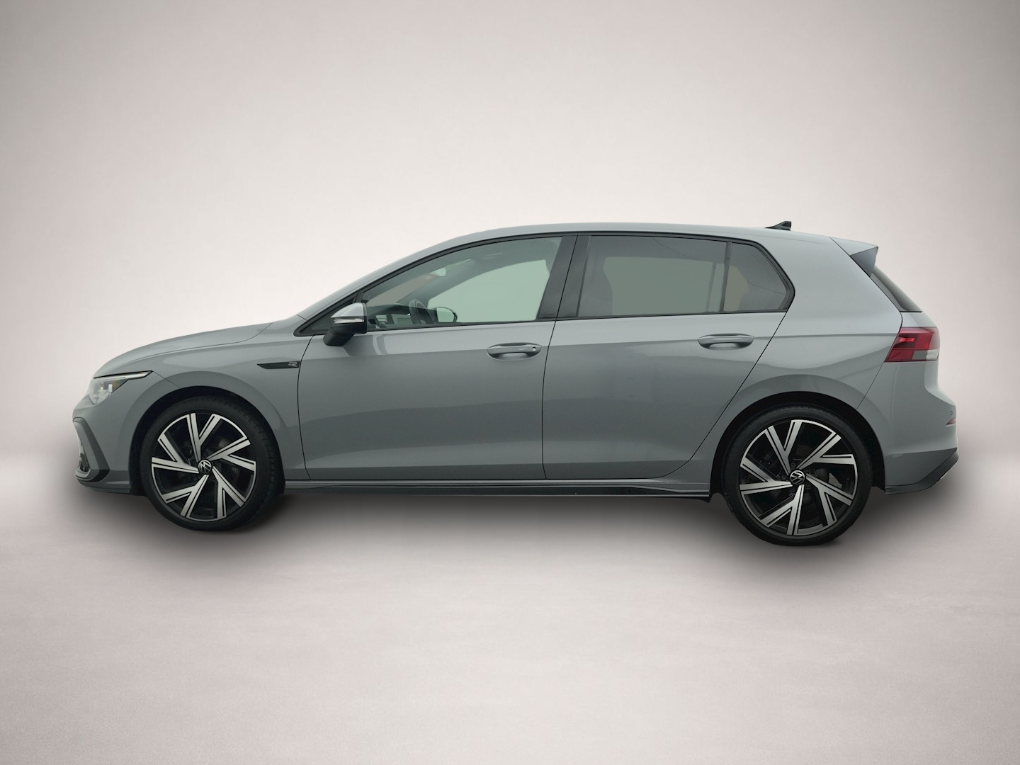 Volkswagen Golf (04/2023, Benzin)