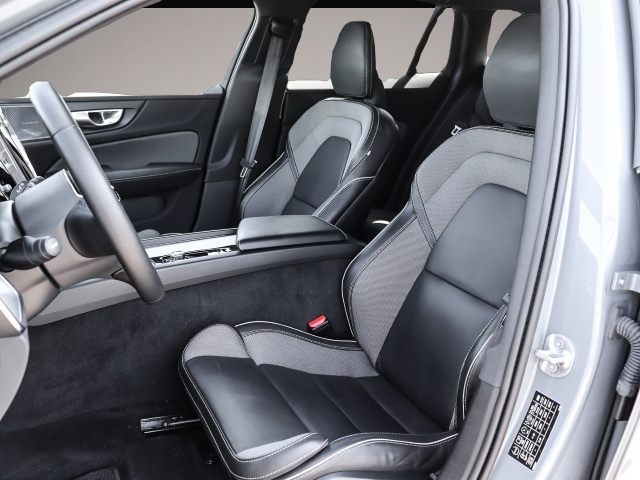 Volvo V60 Cross Country (03/2023, Diesel)
