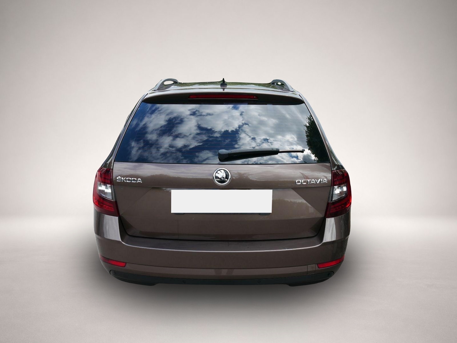 Skoda Octavia (09/2017, Benzin)