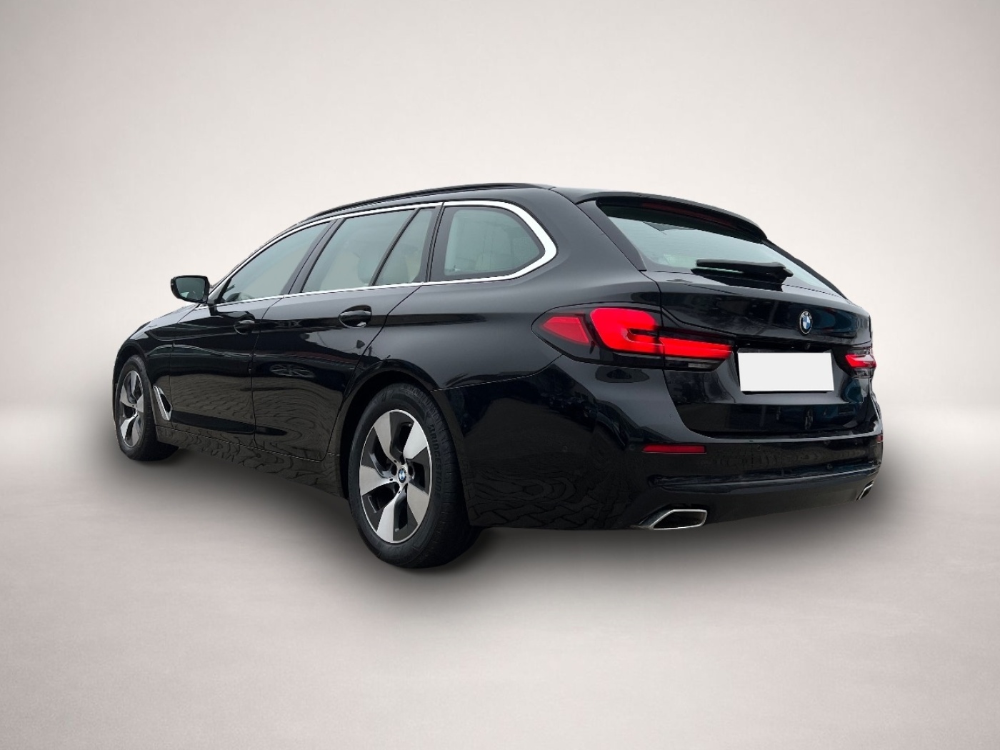 BMW 520 (03/2021, )