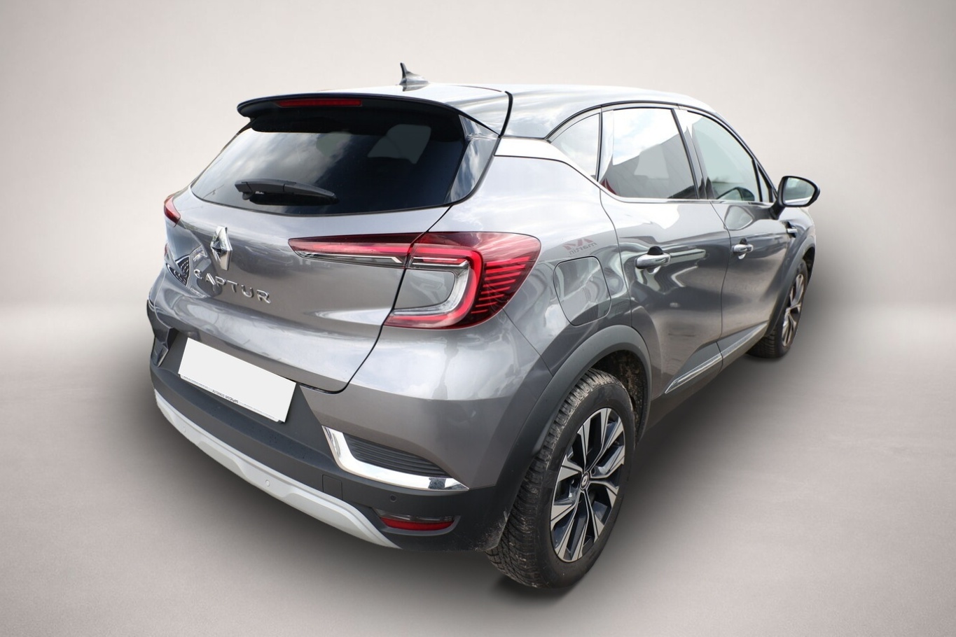 Renault Captur (02/2023, Benzin)