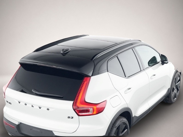 Volvo XC40 (07/2025, Benzin)