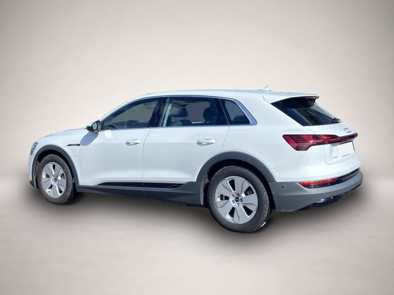 Audi e-tron (12/2022, ELECTRIC)