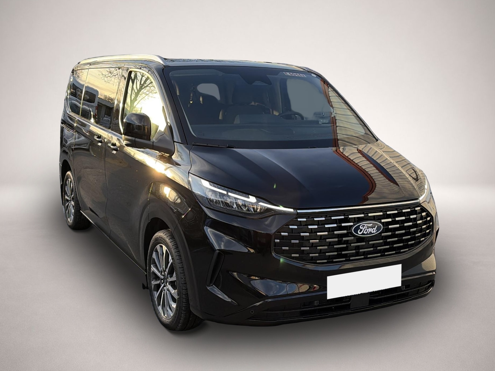 Ford Tourneo Custom (11/2025, Diesel)