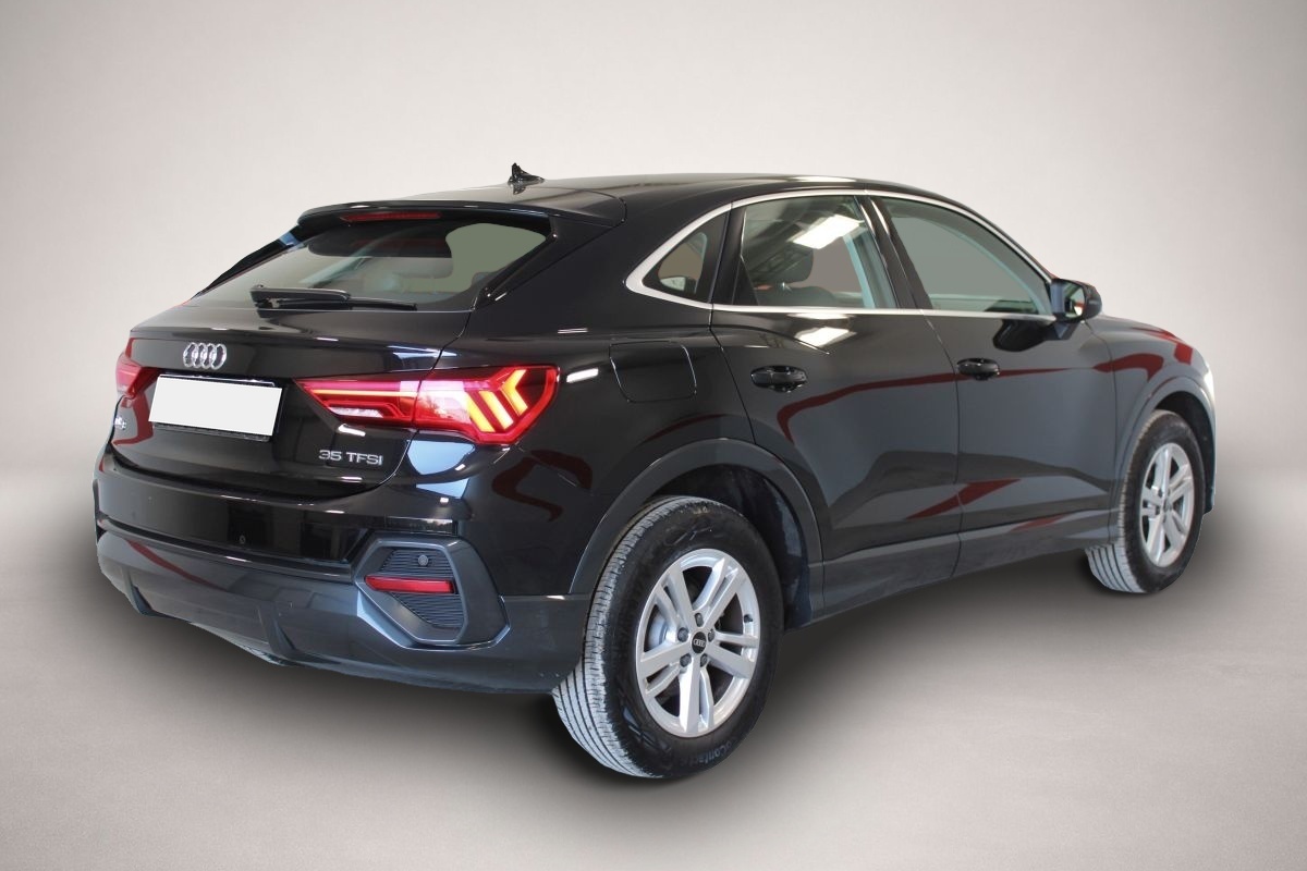 Audi Q3 (06/2022, Benzin)