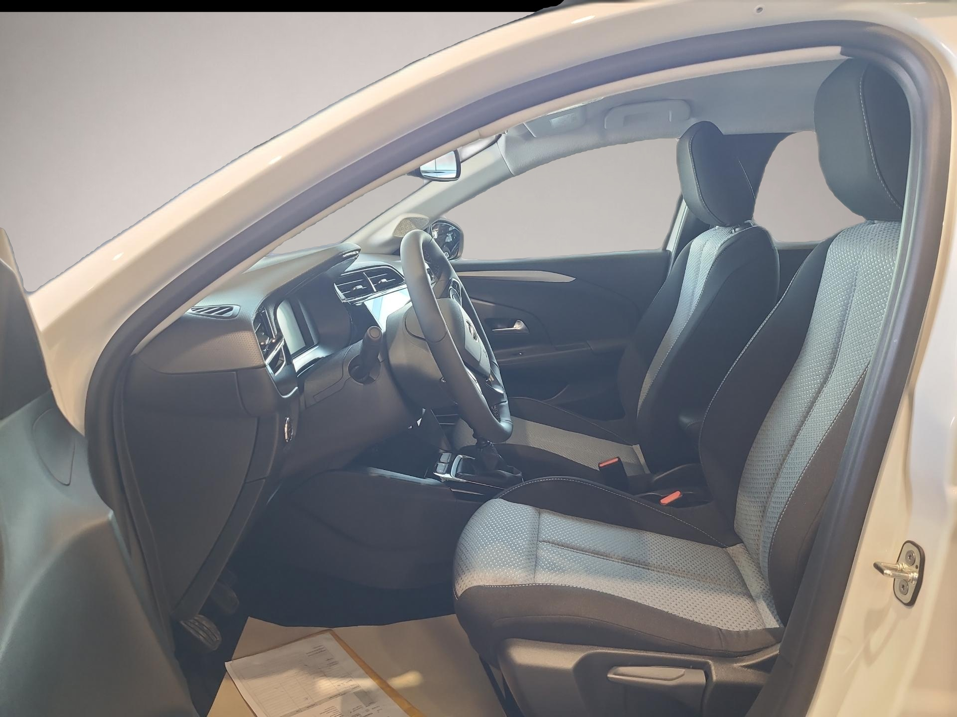 Opel Corsa (05/2025, Benzin)